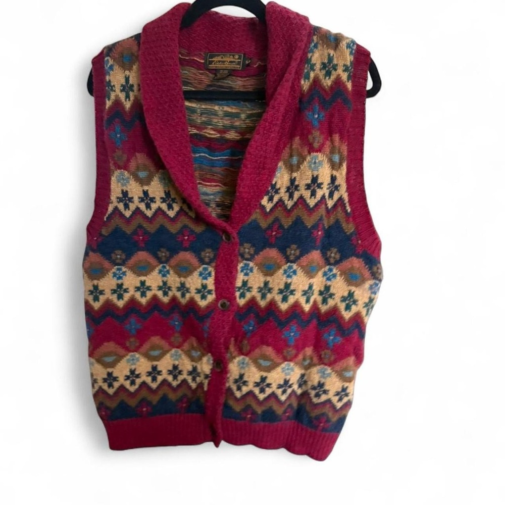 Vintage Eddie Bauer Red Brown and Blue Patterned Sweater Vest